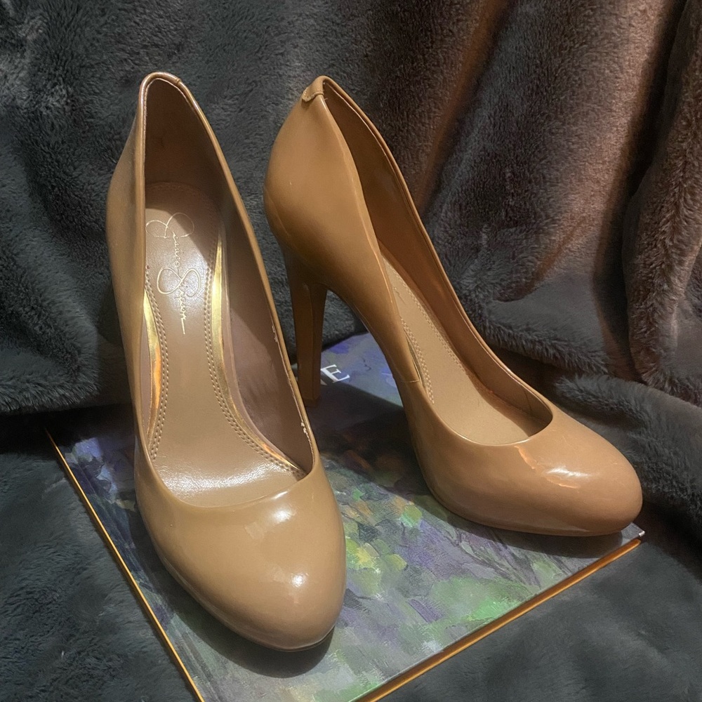 Jessica Simpson Nude Pumps Patent Leather 8.5